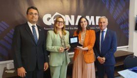 CONAMP entrega homenagem à deputada Iza Arruda